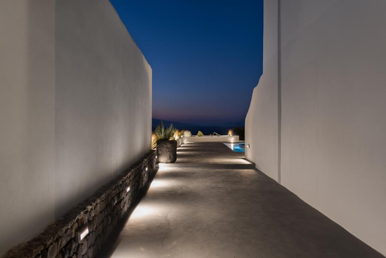 Volcanic Arc Suites Oía Exterior photo