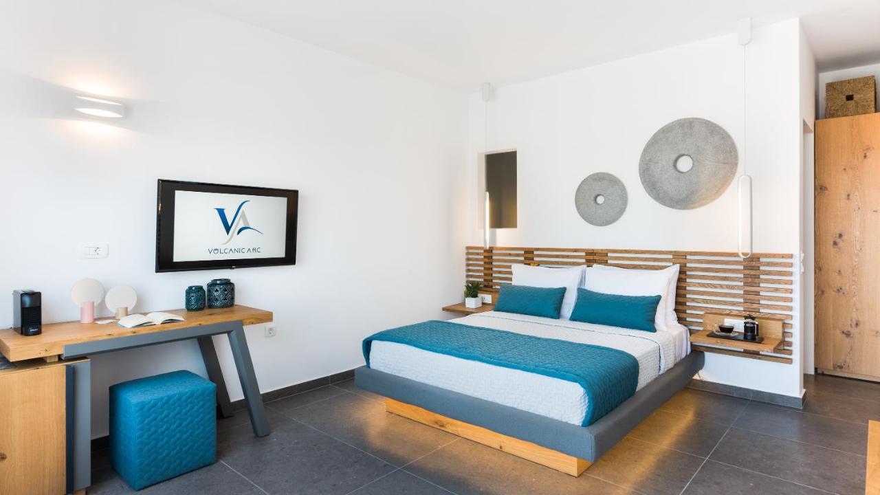Volcanic Arc Suites Oía Exterior photo